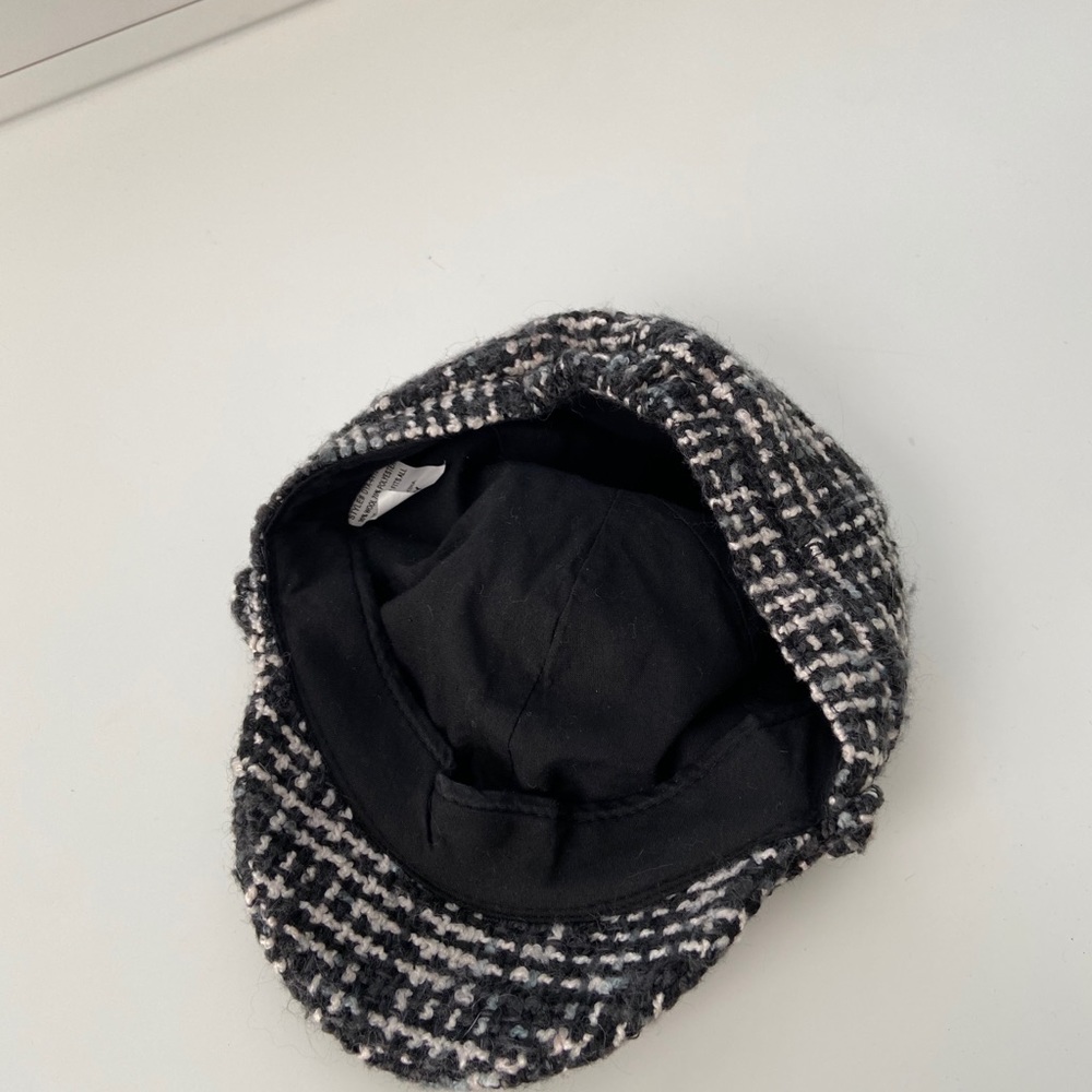 Black and white houndstooth cap - Picture 2 of 2